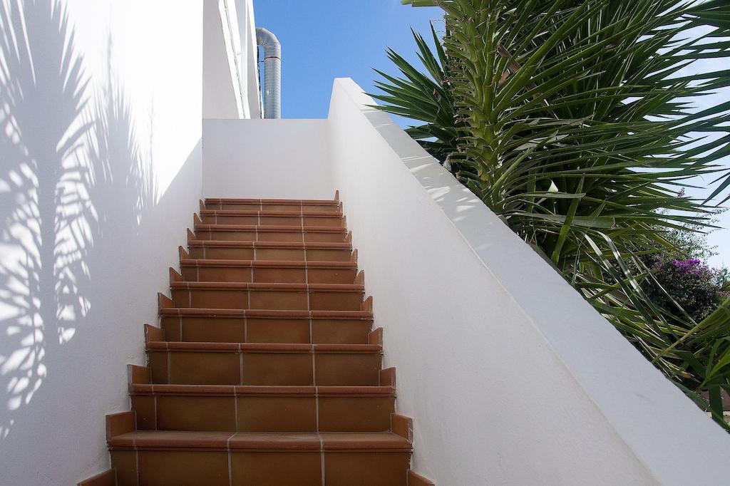 Apartamentos Pou Dเอสปุญอลส์ ภายนอก รูปภาพ