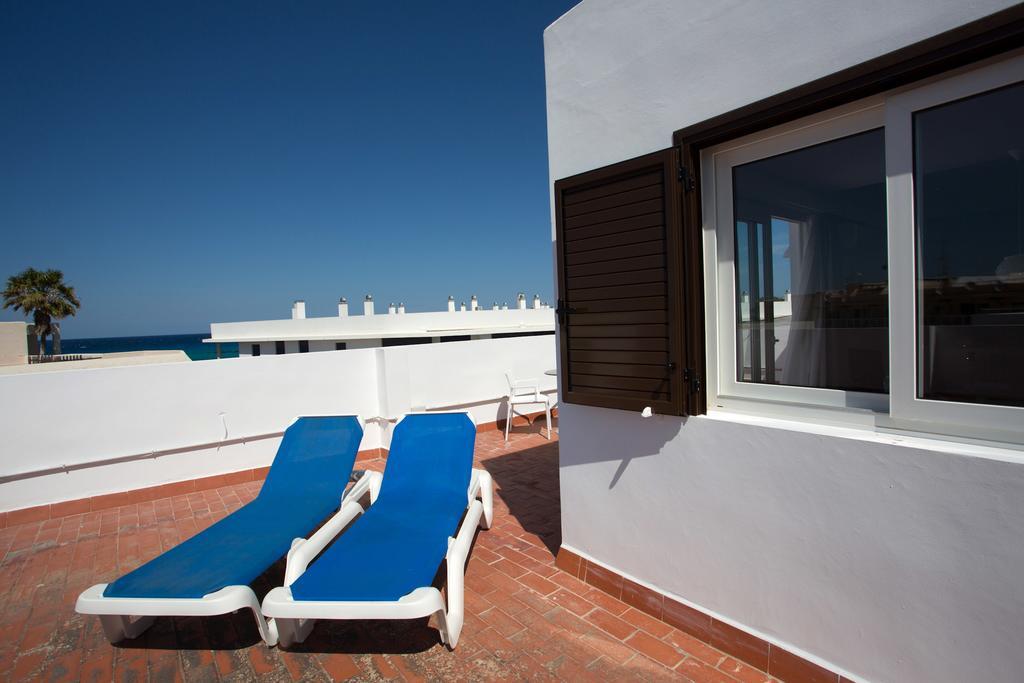 Apartamentos Pou Dเอสปุญอลส์ ภายนอก รูปภาพ