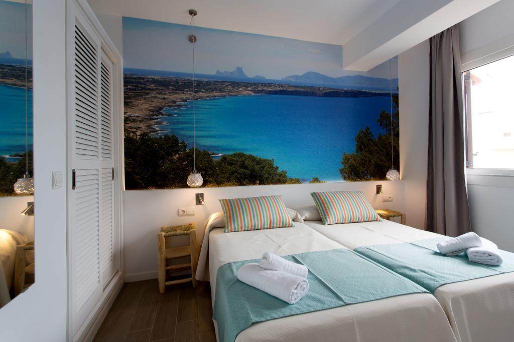 Apartamentos Pou Dเอสปุญอลส์ ภายนอก รูปภาพ