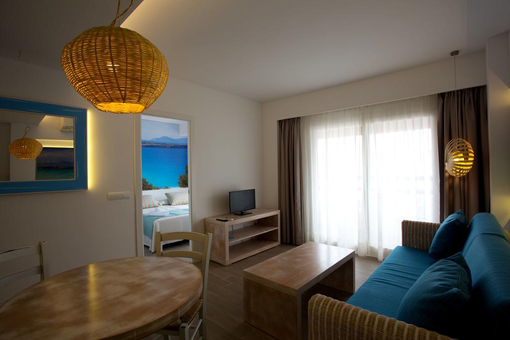 Apartamentos Pou Dเอสปุญอลส์ ภายนอก รูปภาพ