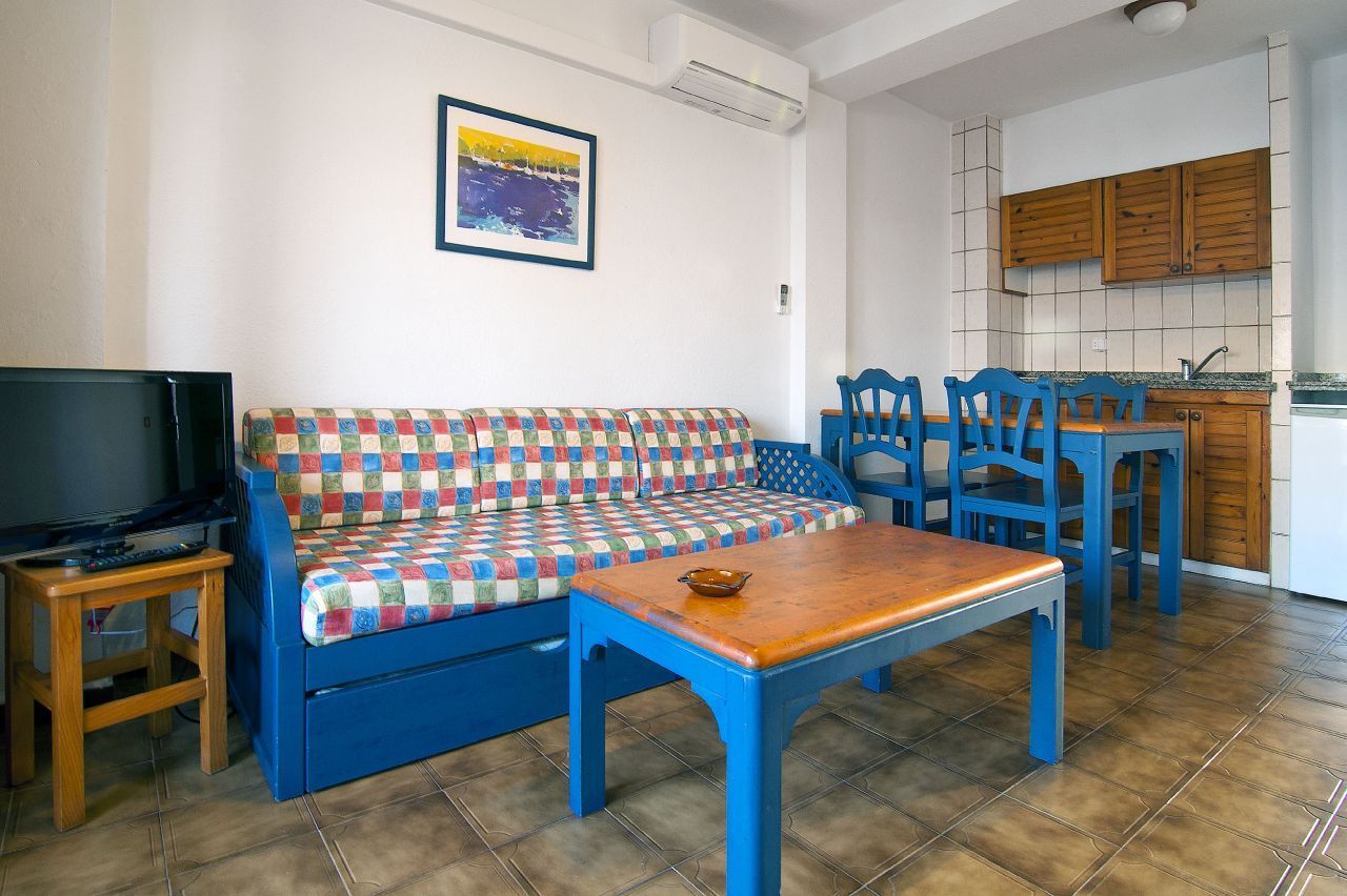Apartamentos Pou Dเอสปุญอลส์ ภายนอก รูปภาพ